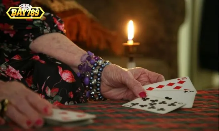 Bói bài nêu ra những điều may mắn hoặc xui xẻo của gamer chơi Bài tây