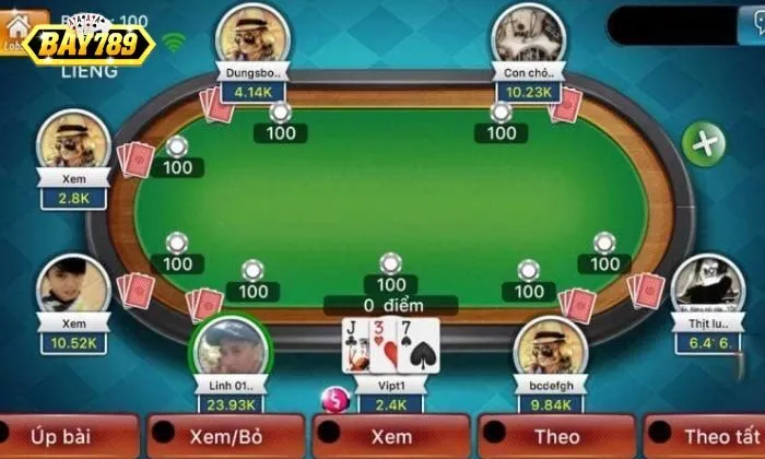 Liêng là gì Thông thường chủ bàn sẽ bắt đầu vòng chơi