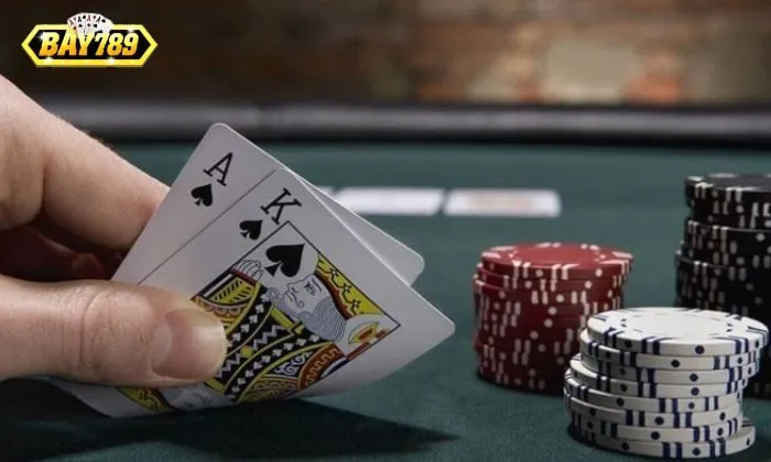 Luật chơi tại Xì tố khá đơn giản